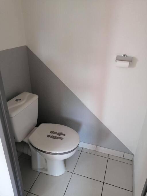 Appartement Calme Et Propre Le Goelia Saint-Geniez-dʼOlt Εξωτερικό φωτογραφία